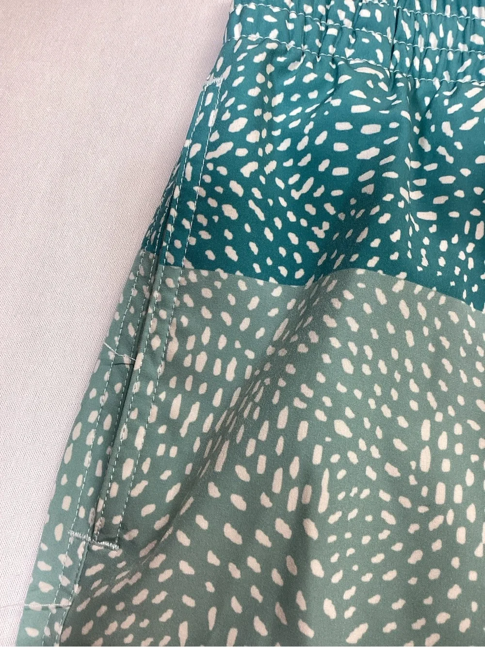 chubbies teal gradient